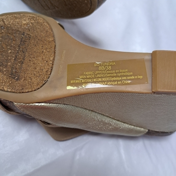 đť…şBCBGGENERATION Strapy wedges sandals - Picture 8 of 13